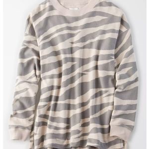 BNWT AE Summer Fleece Sweatshirt